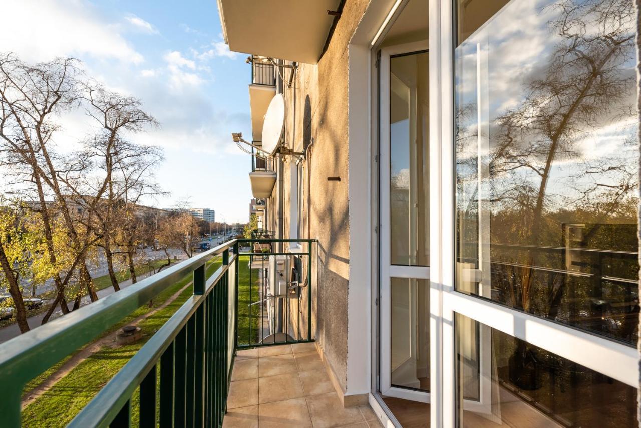 Ochota Sunny Apartment Варшава Екстериор снимка